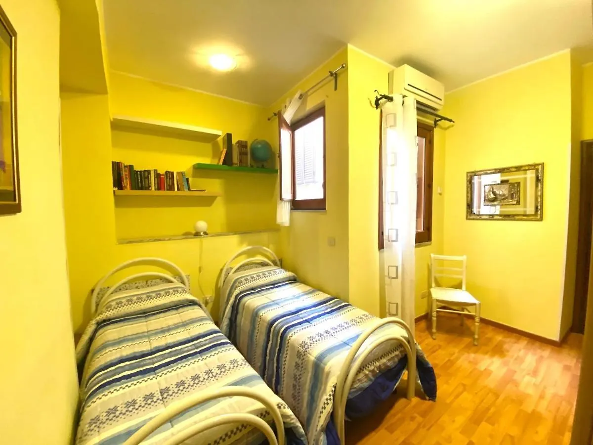 Casa Vacanze Rosy Giardini Naxos 0*,