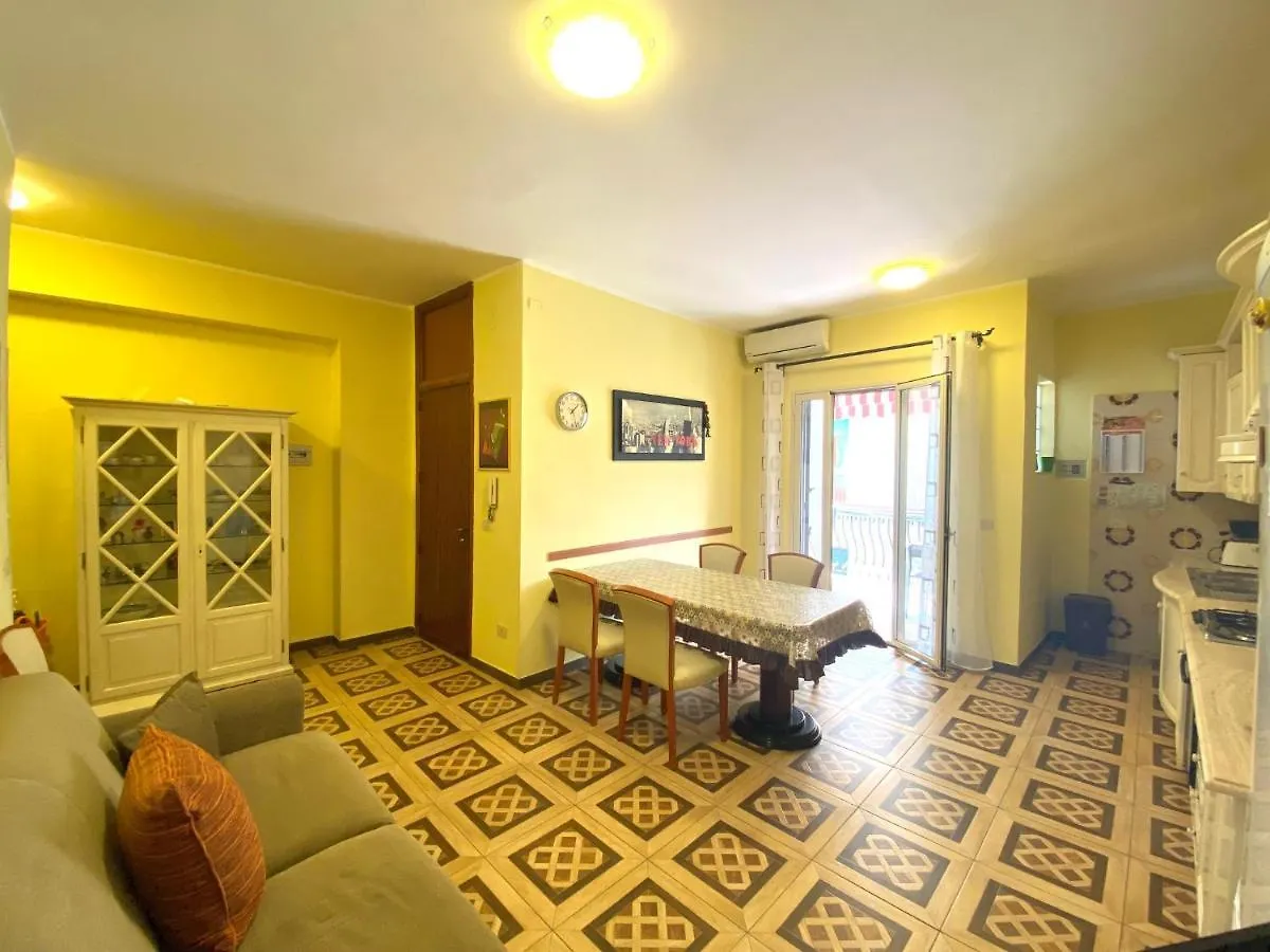 Casa Vacanze Rosy Giardini Naxos Apartment